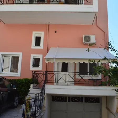 Anastasias Apartment Center City By Dimitropoulos Aigio Exterior photo