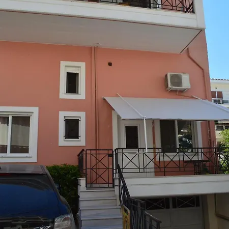 Anastasias Apartment Center City By Dimitropoulos Aigio Exterior photo